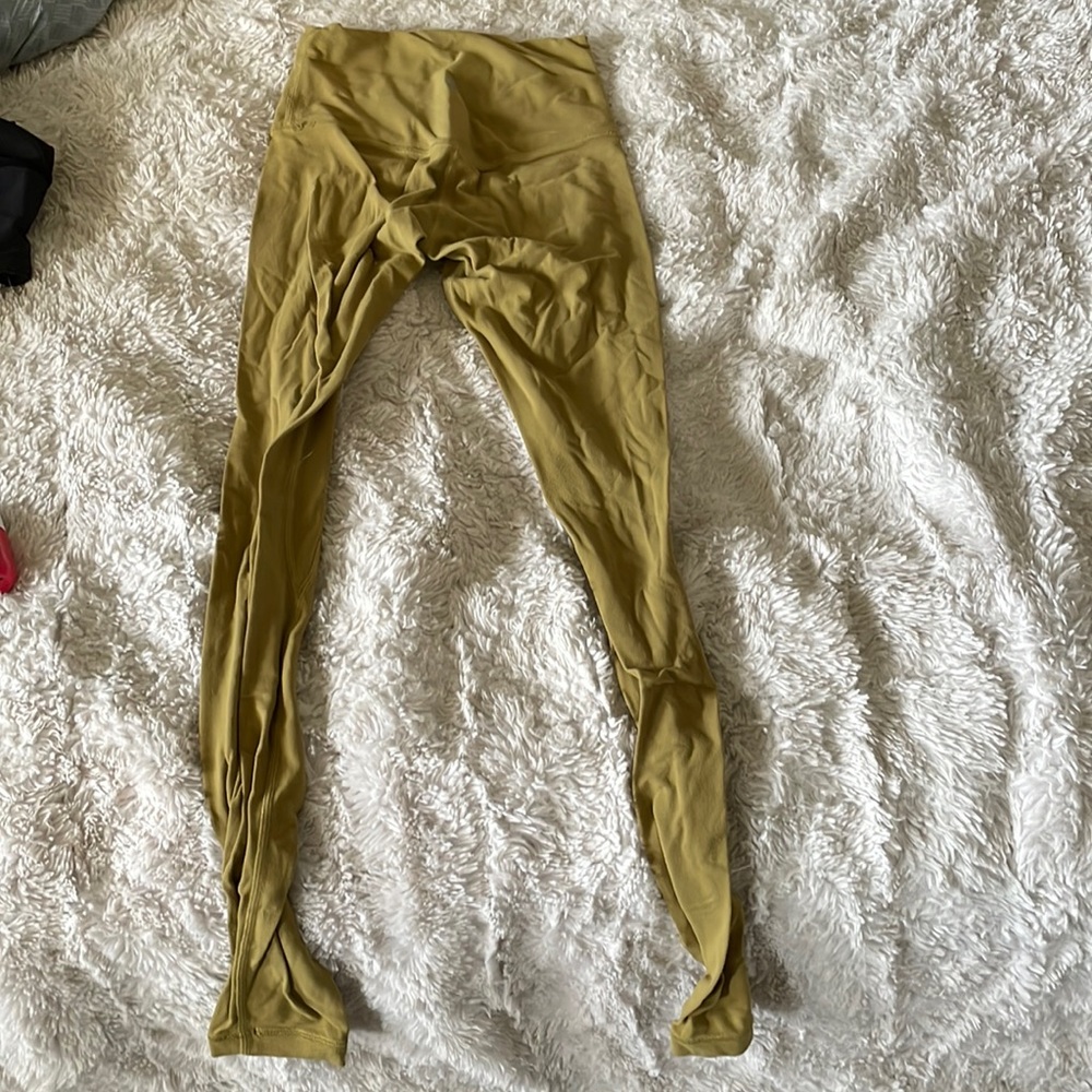 COPY - Mustard yellow lululemon legging align